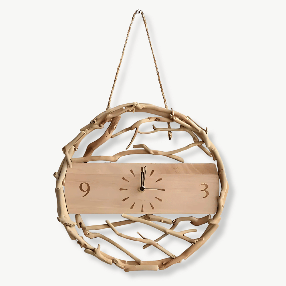 Dekorativ modern träväggklocka